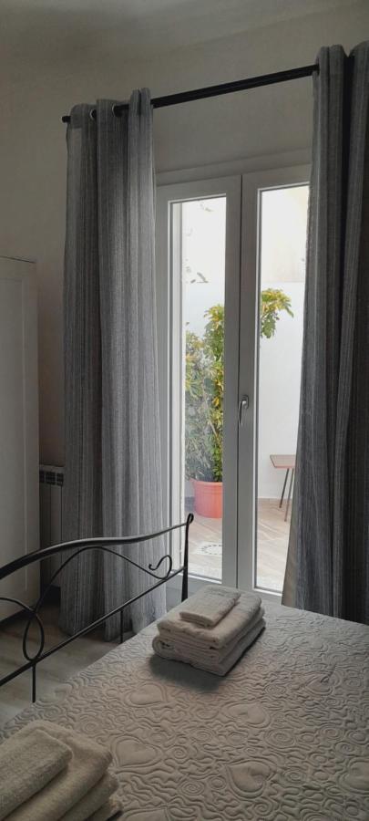Margherita Guest House Ольбія Екстер'єр фото